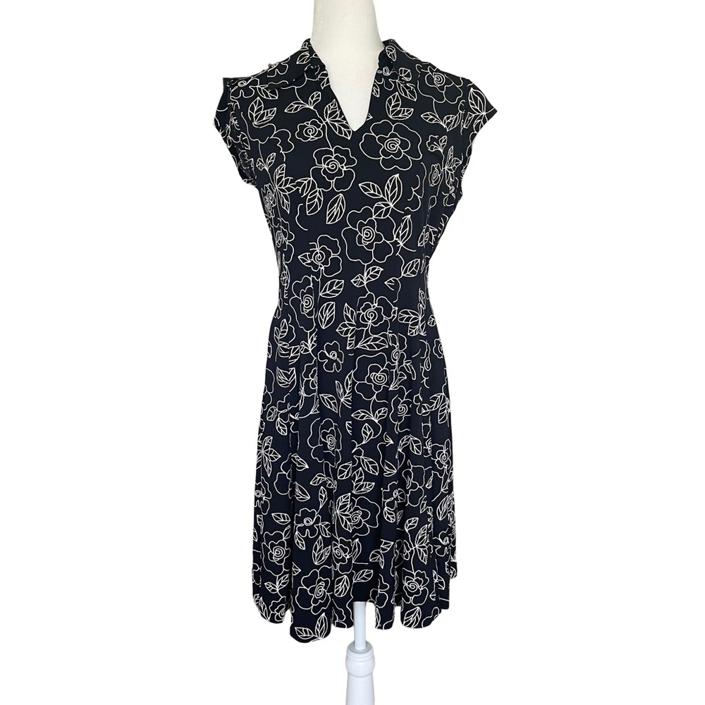 NWT Robbie Bee Floral Black and White Polyester Washable MIDI Dress Size…